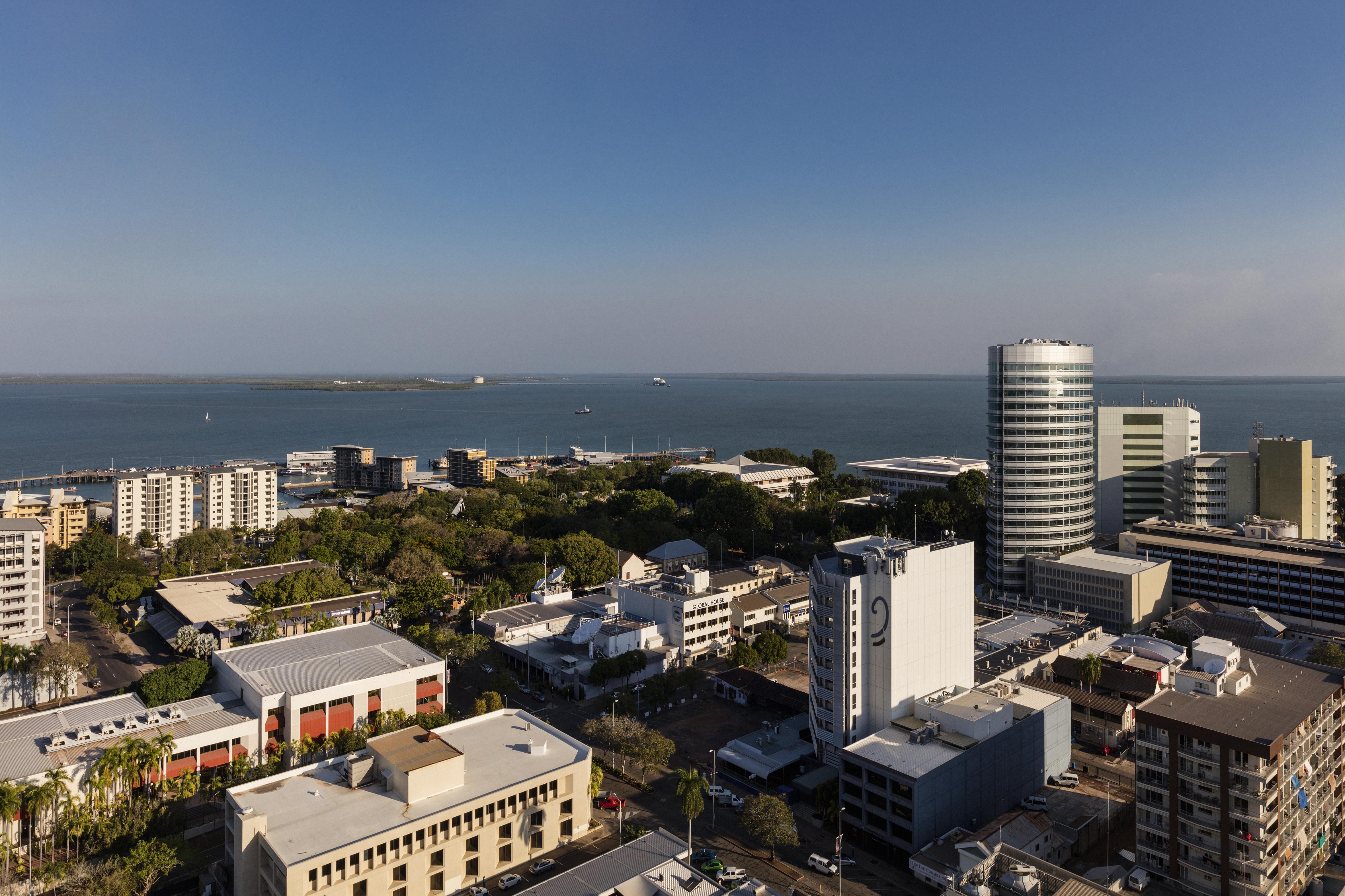 Oaks Darwin Elan Hotel Exterior photo