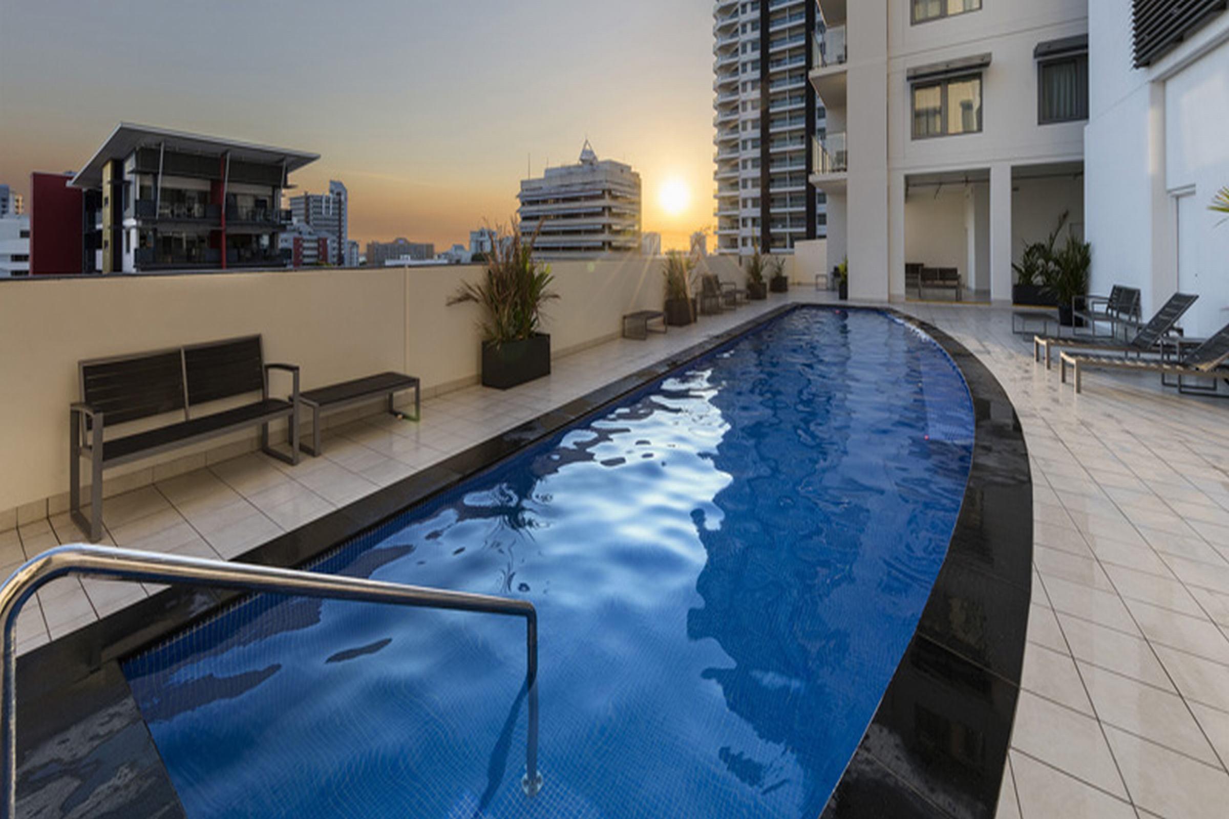 Oaks Darwin Elan Hotel Exterior photo